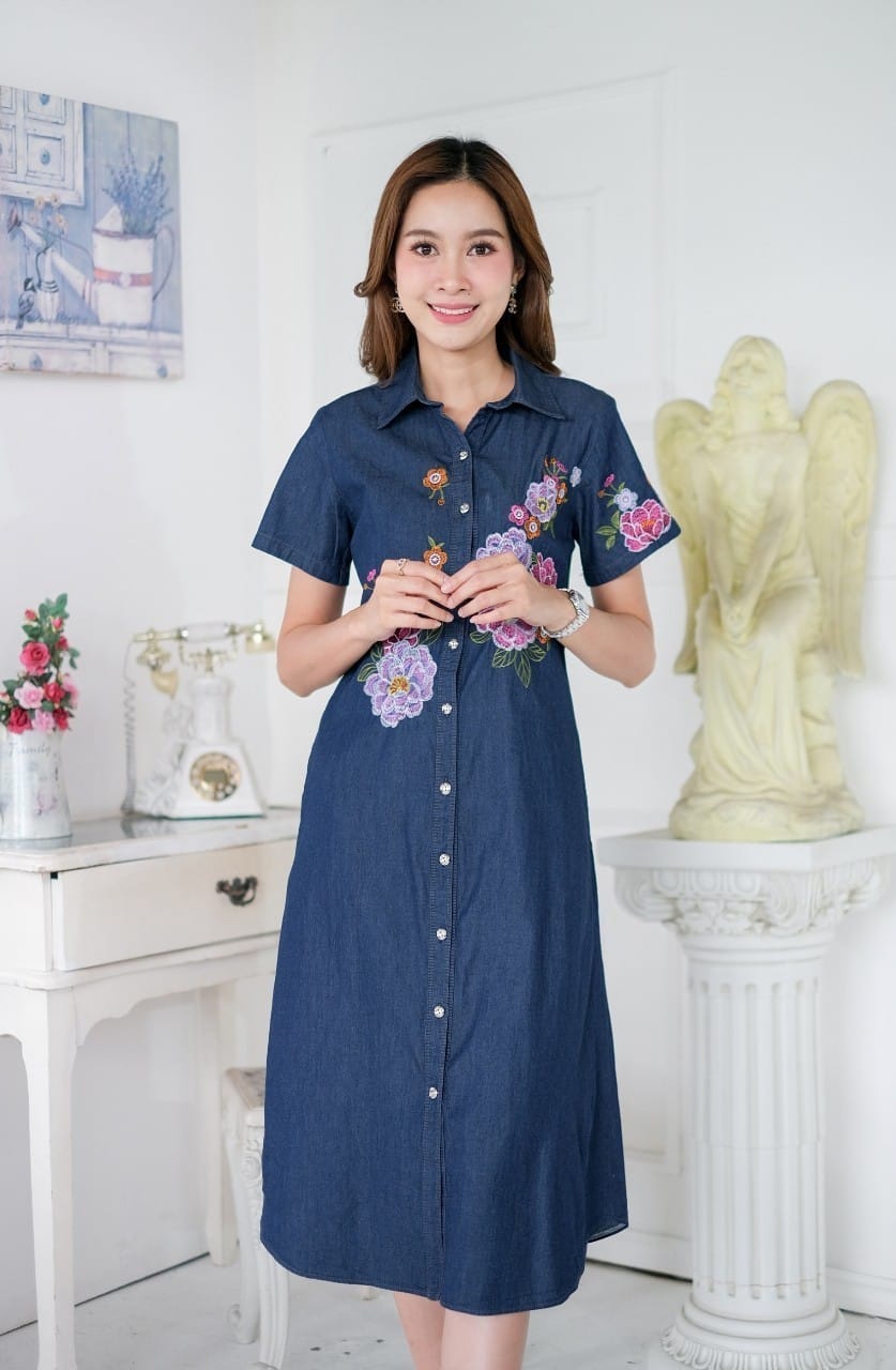 ชุดยีนส์ #8629 (40) เดรสยีนส์ปักลายดอกไม้สวยหรู ผ้ายีนส์เนื้อนิ่มใส่สบายไม่ร้อน แบบสวยใส่ได้หลายโอกาส