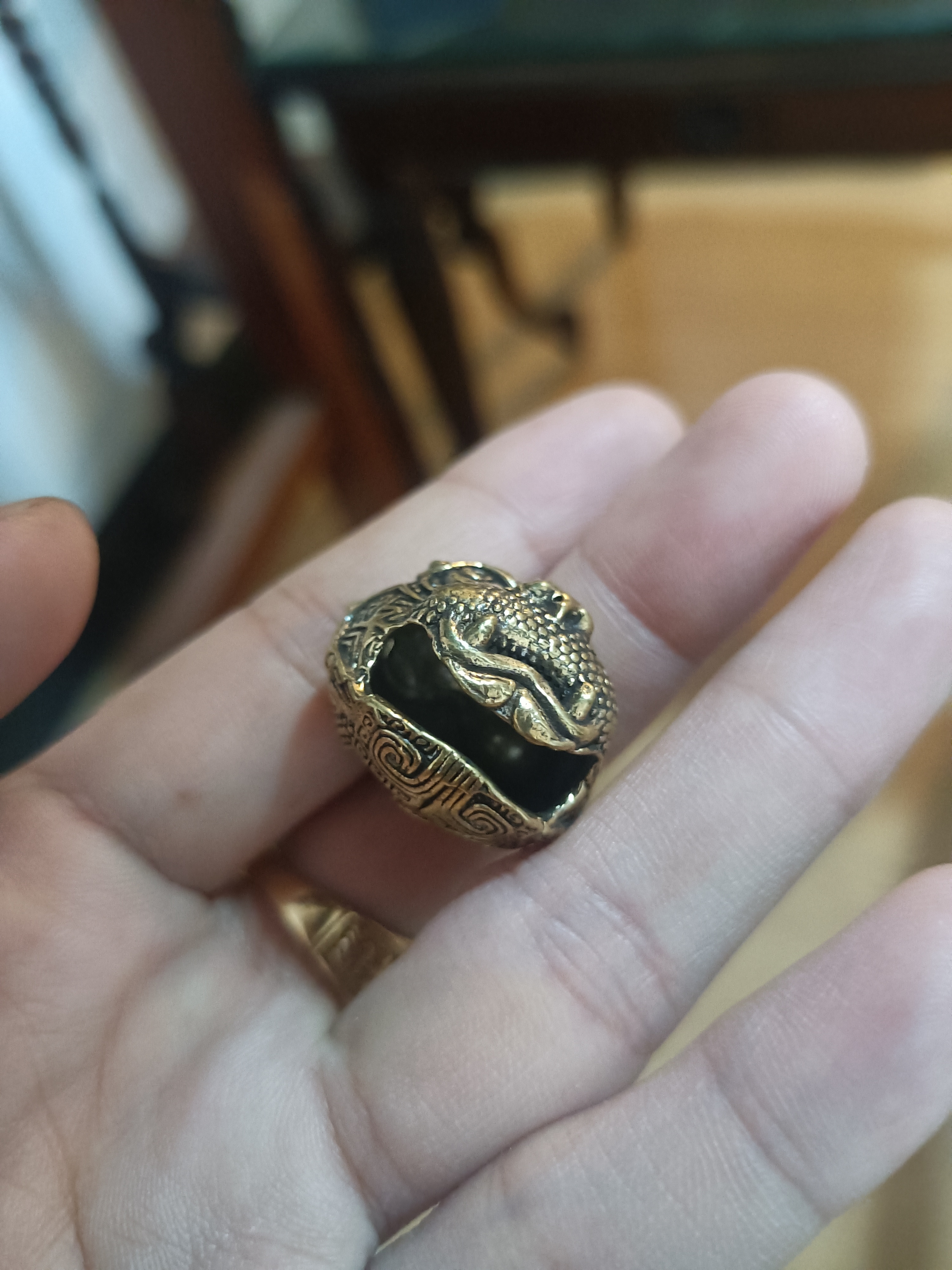 กระพรวนปี่เซี้ยะ หลวงพ่อบ๊ะ เสริมธุรกิจ ไล่สิ่งอัปมงคล