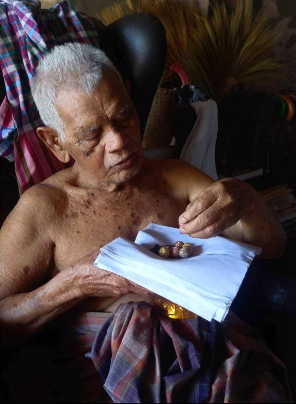 ปรอทกรอ พระราหู (เครื่องรางเตือนภัย) เขาอ้อ อ.เปลี่ยน