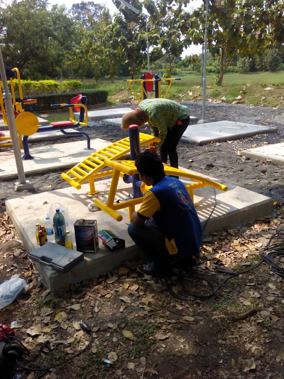 เครื่องออกกำลังกายกลางแจ้งดาวคะนอง