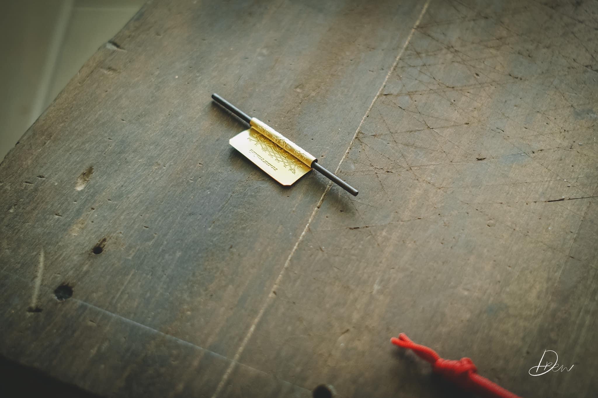 ตะกรุดเกราะเพชรเชือกแดง วัดเขาวง ถ้ำนารายณ์