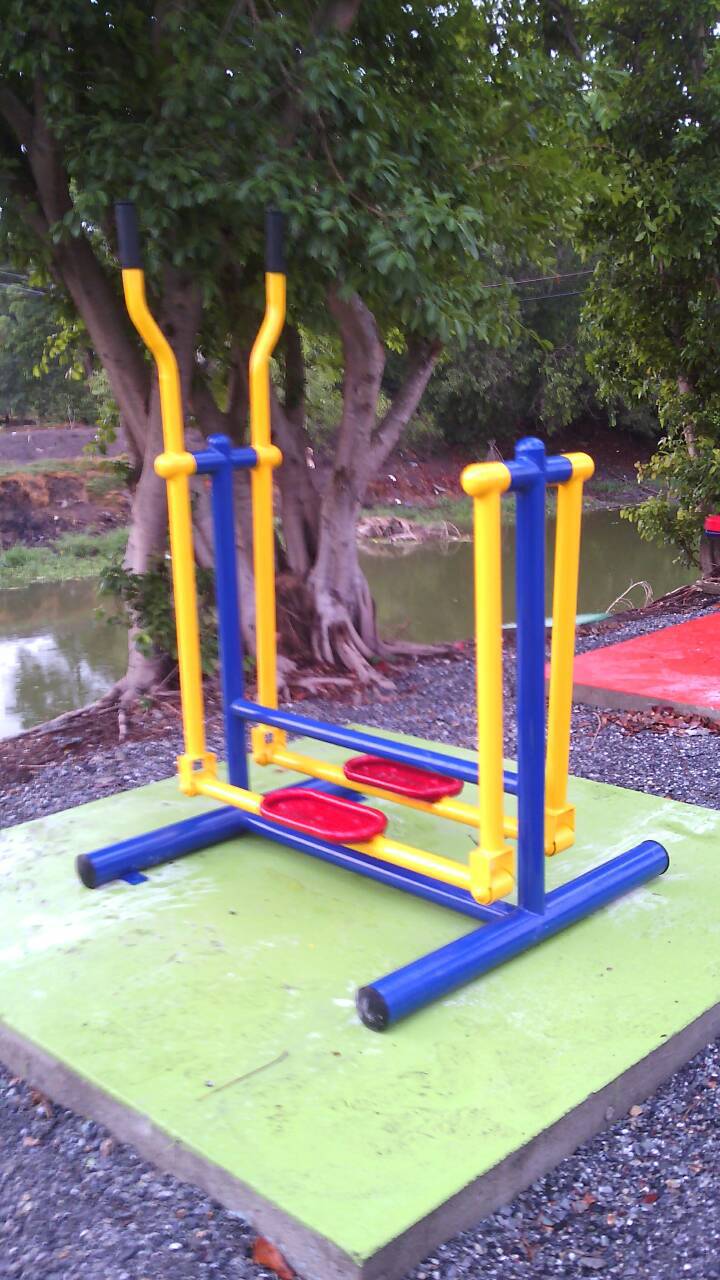 รหัส OUL ผลงานติดตั้ง (ปทุมธานี) เครื่องออกกำลังกายกลางแจ้ง