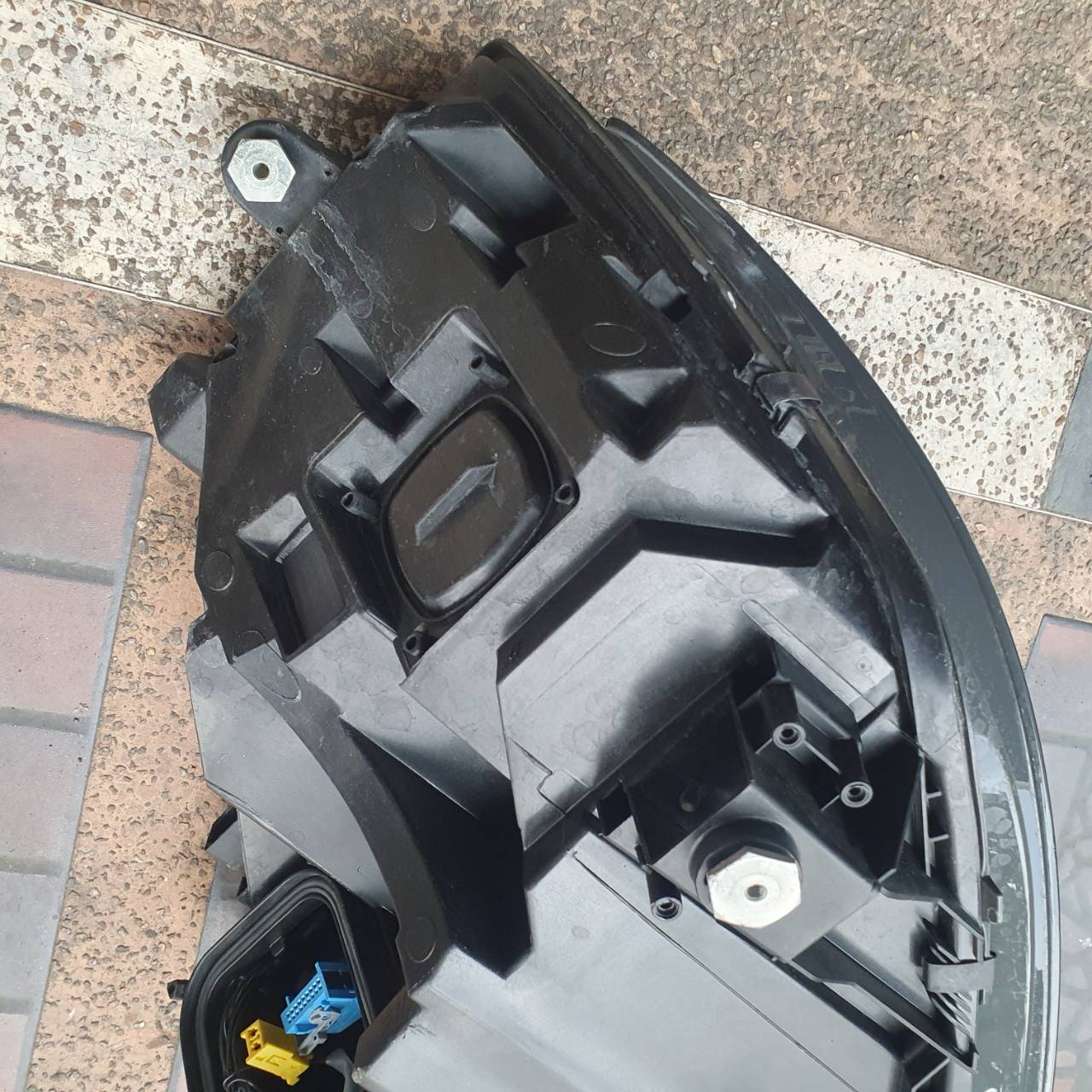 ไฟหน้าขวา W222 (A222 906 48 04) มือสอง ของแท้