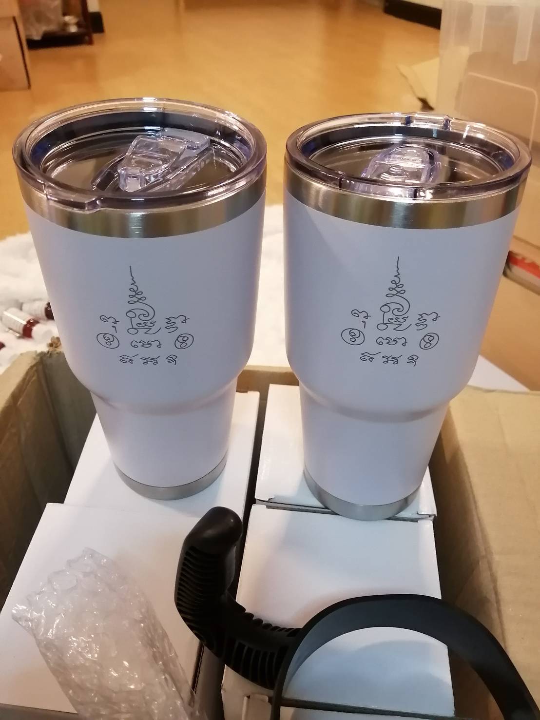 แก้วน้ำมนต์ รุ่นที่ 2 พระอาจารย์บ๊ะ วัดโพธิ์ลังกา