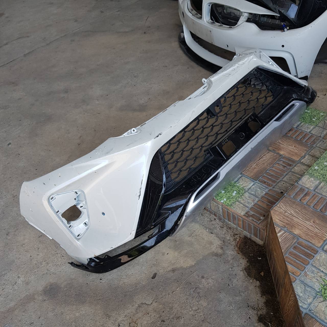 กันชนหน้า Fortuner 2020 Legender