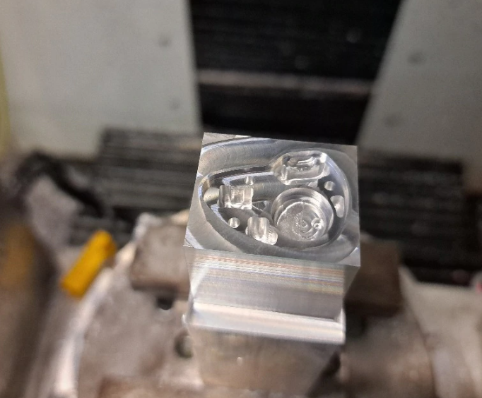 CNC 5 axis 2.2KW Steel structure 3040