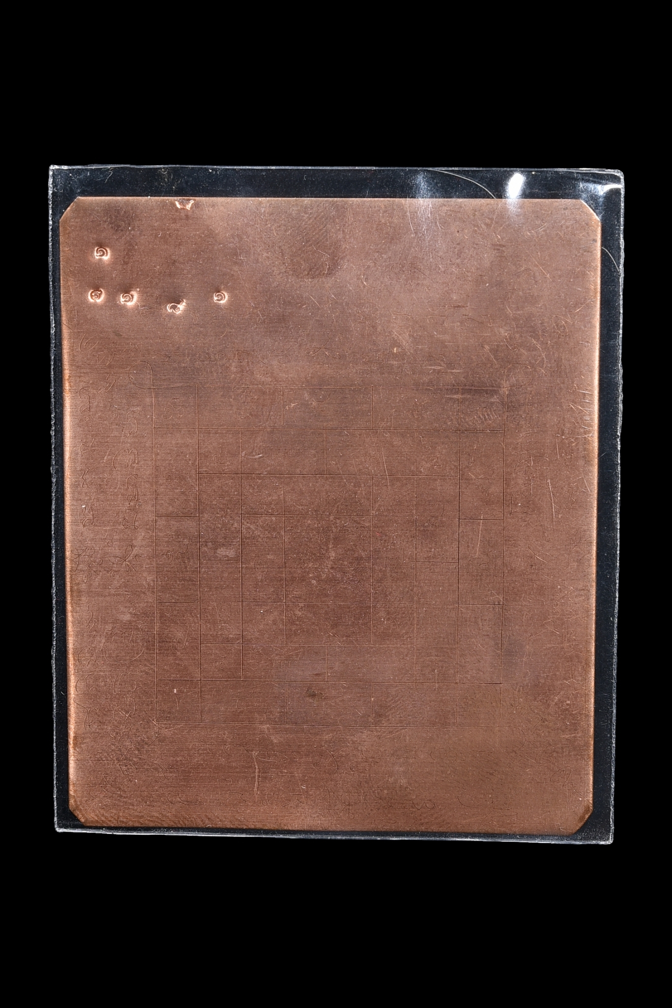 แผ่นยันต์โสฬส (ทองแดง) ติดเกศา จีวร ลต.วาส รุ่น 99 ปี