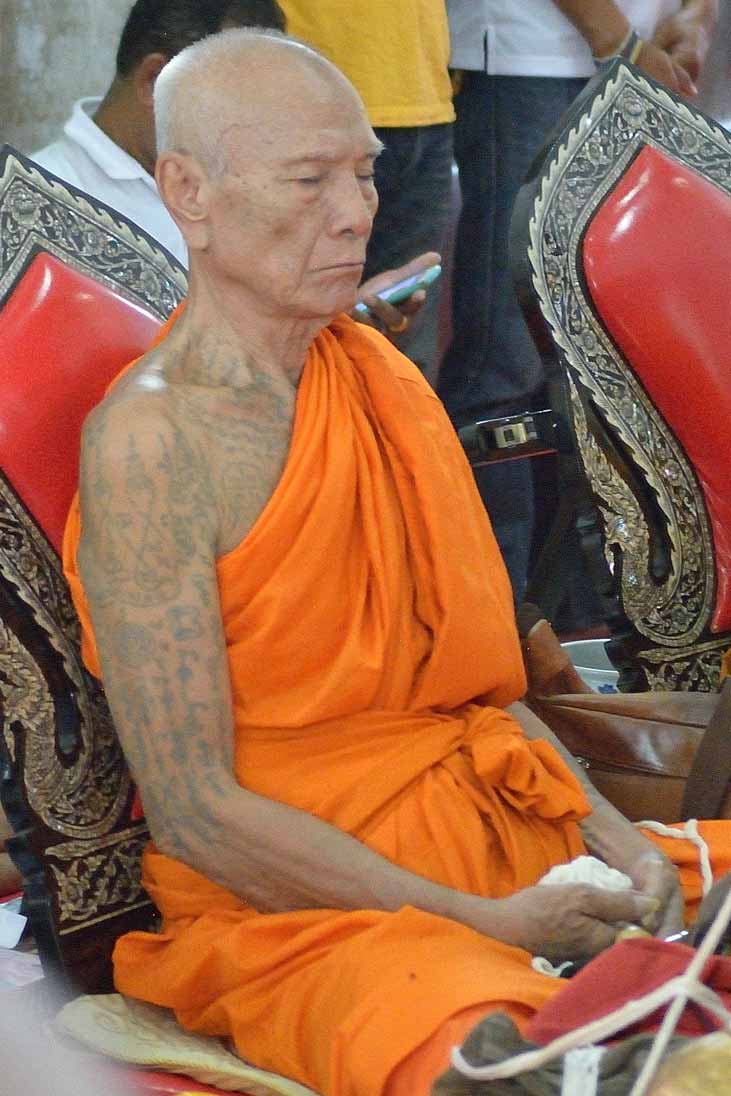 หนุมานหน้ากระบี่ไม้พุดซ้อน รุ่น บูรณะอุโบสถ วัดอินทาราม ปี 59