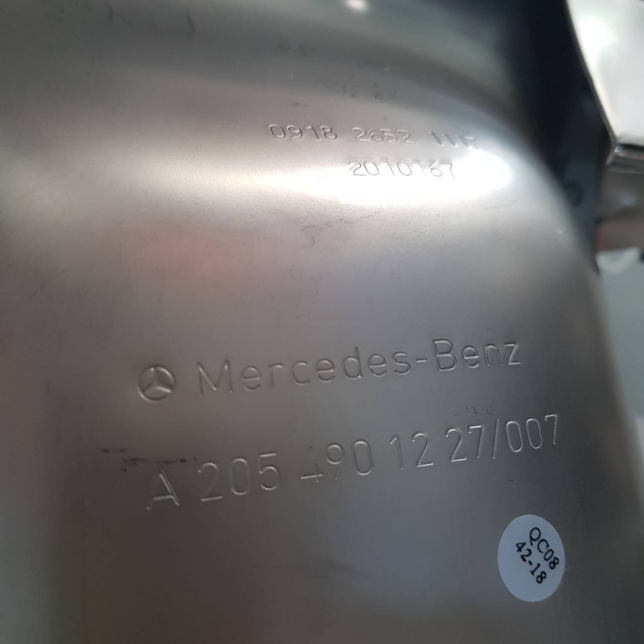 ปลายท่อไอเสีย Mercedes Benz C300 AMG А 205 490 12 27/007