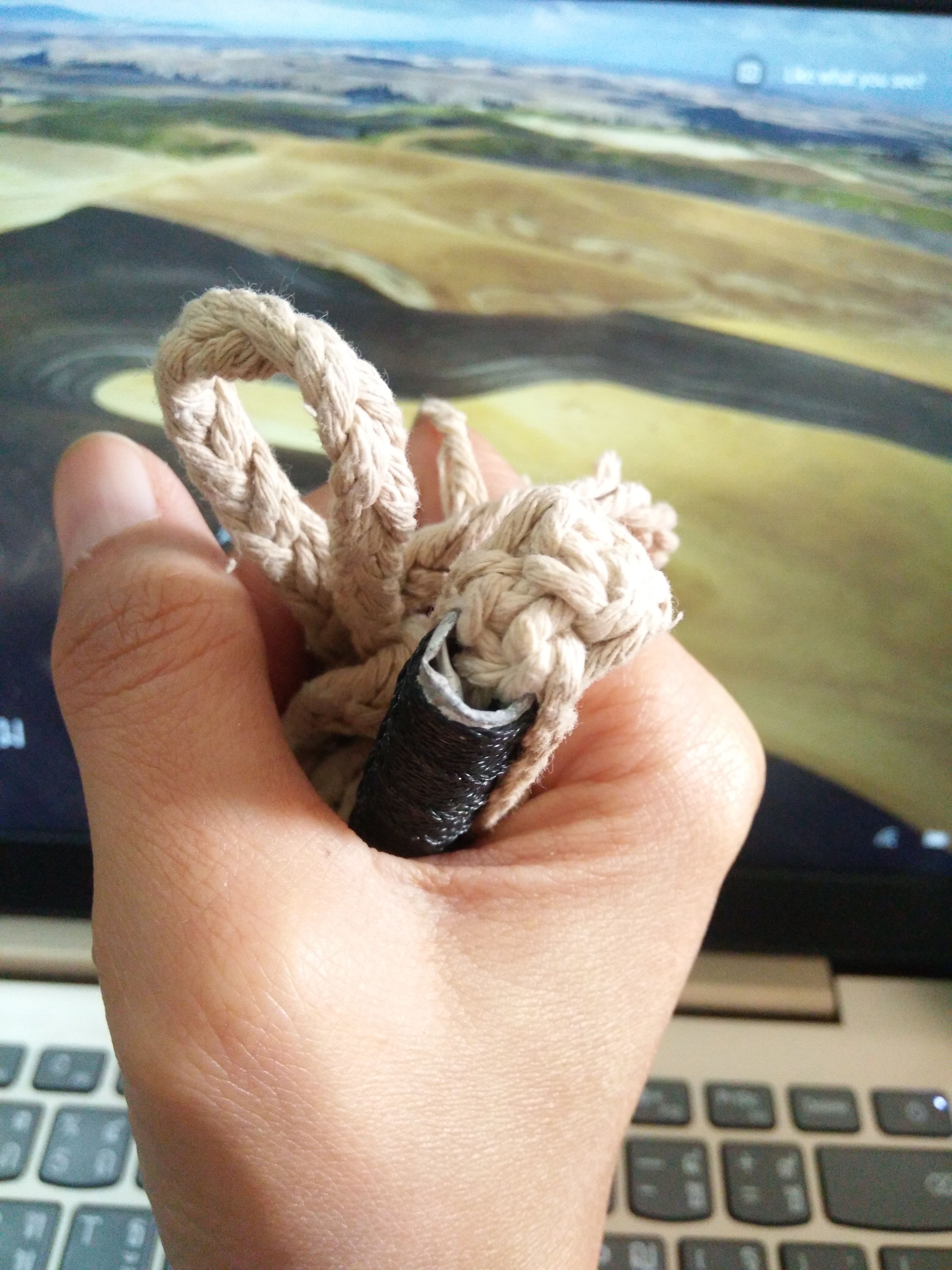 ตะกรุดมนต์พระกาฬ หลวงพ่อกวยพร้อมลูกสะกดและสายคาดเอว