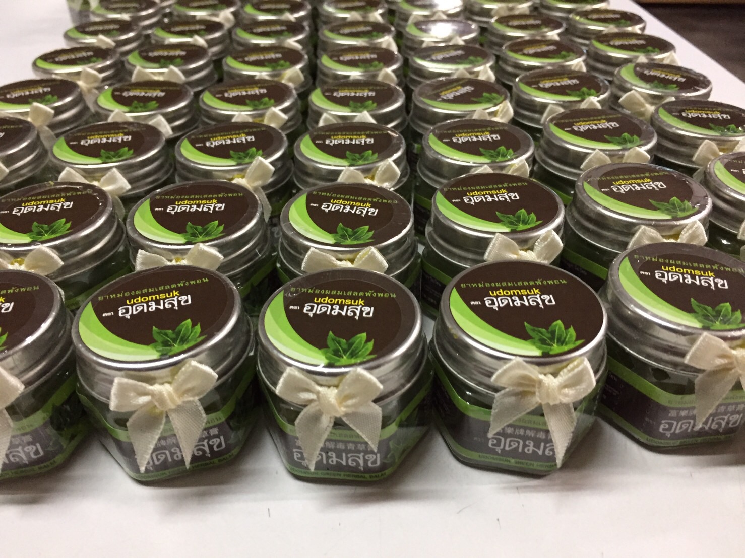 ของชำร่วยงานศพ แบบพิมพ์ชื่อ และติดโบว์