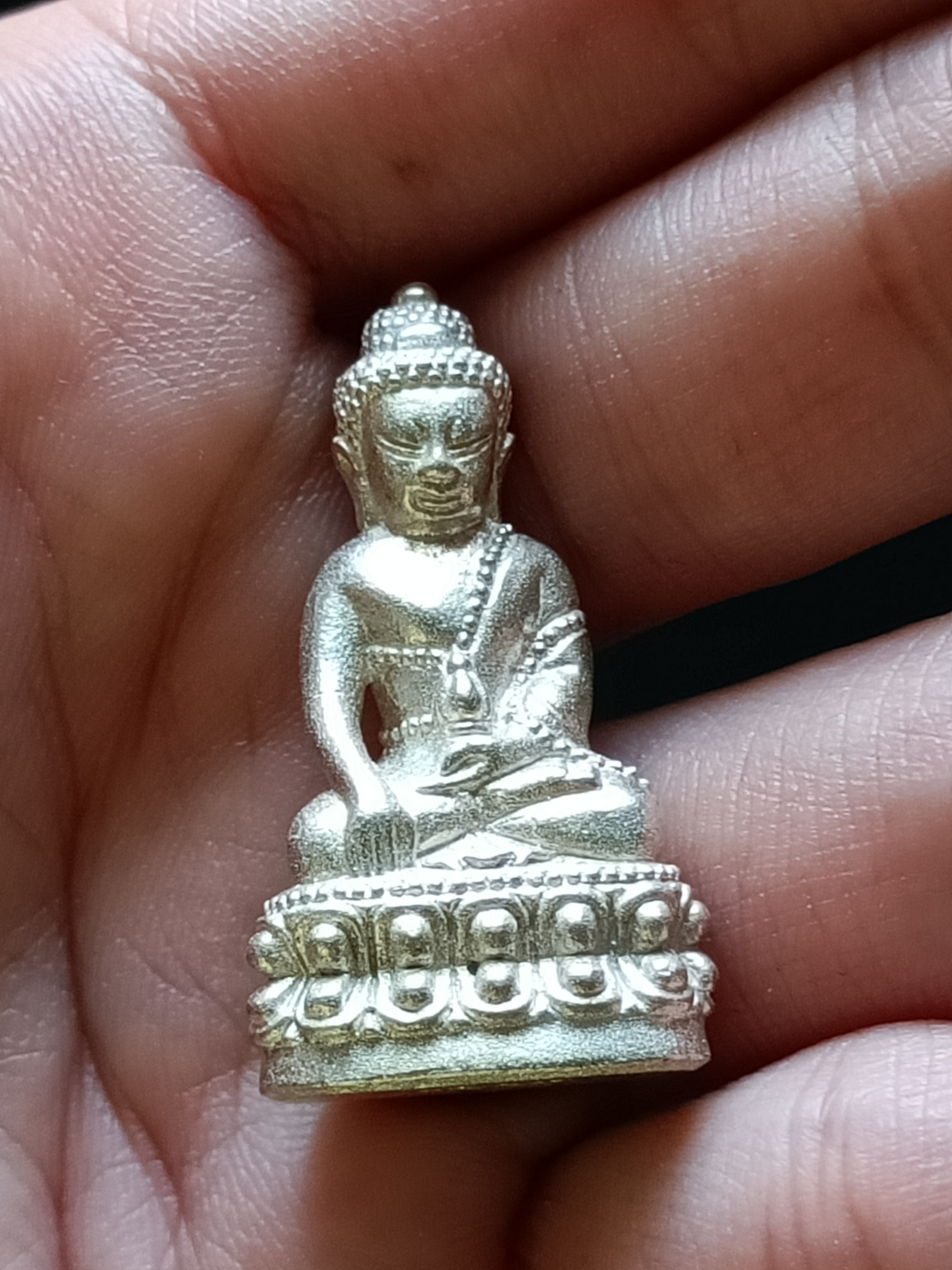 พระกริ่งชินบัญชรล้านนา เนื้อเงิน ครูบากฤษดา เลข 1517