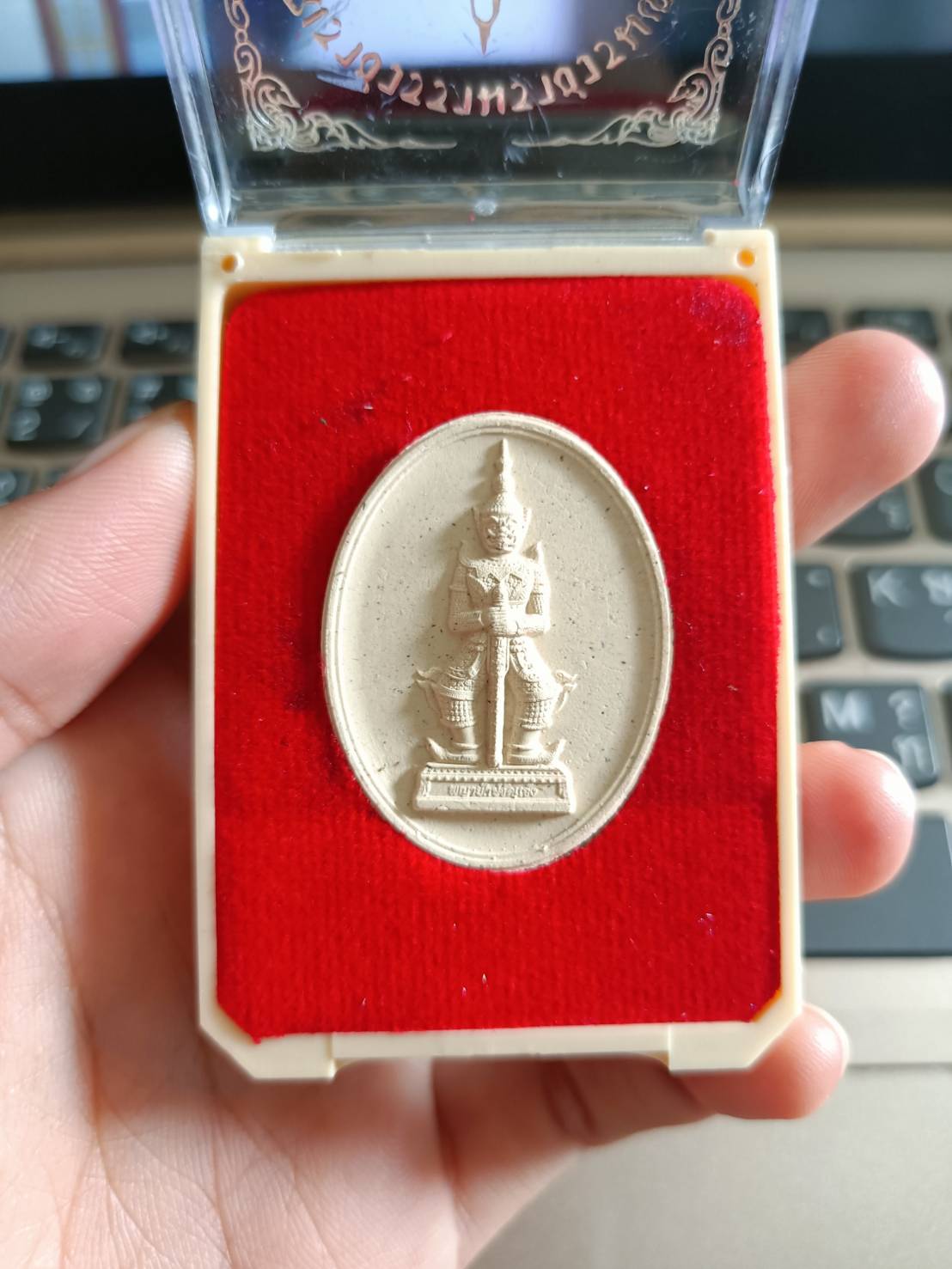 พญายักษ์วัดแจ้ง เนื้อผงนำฤกษ์ฝังตะกรุดเงิน วัดอรุณฯ ลพ.เล็ก หลวงพี่แจ้ ร่วมพุทธาภิเษก ปี 65