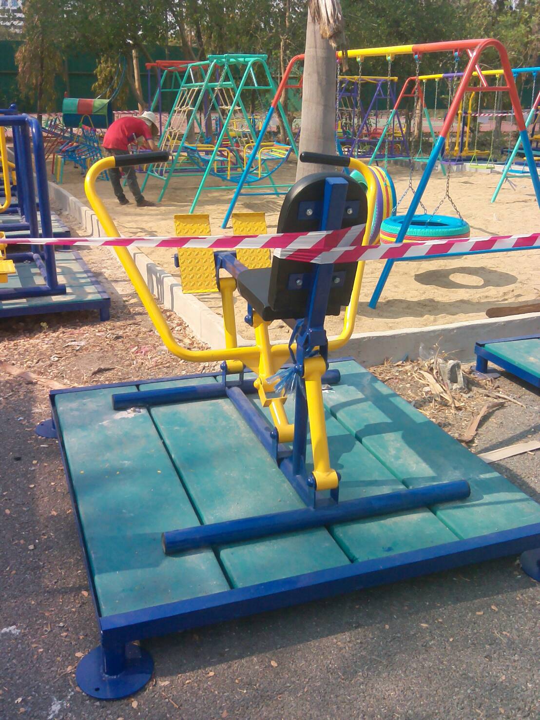 รหัส SM ผลงานติดตั้ง (หมู่บ้านสีไชยทอง) เครื่องออกกำลังกายกลางแจ้ง