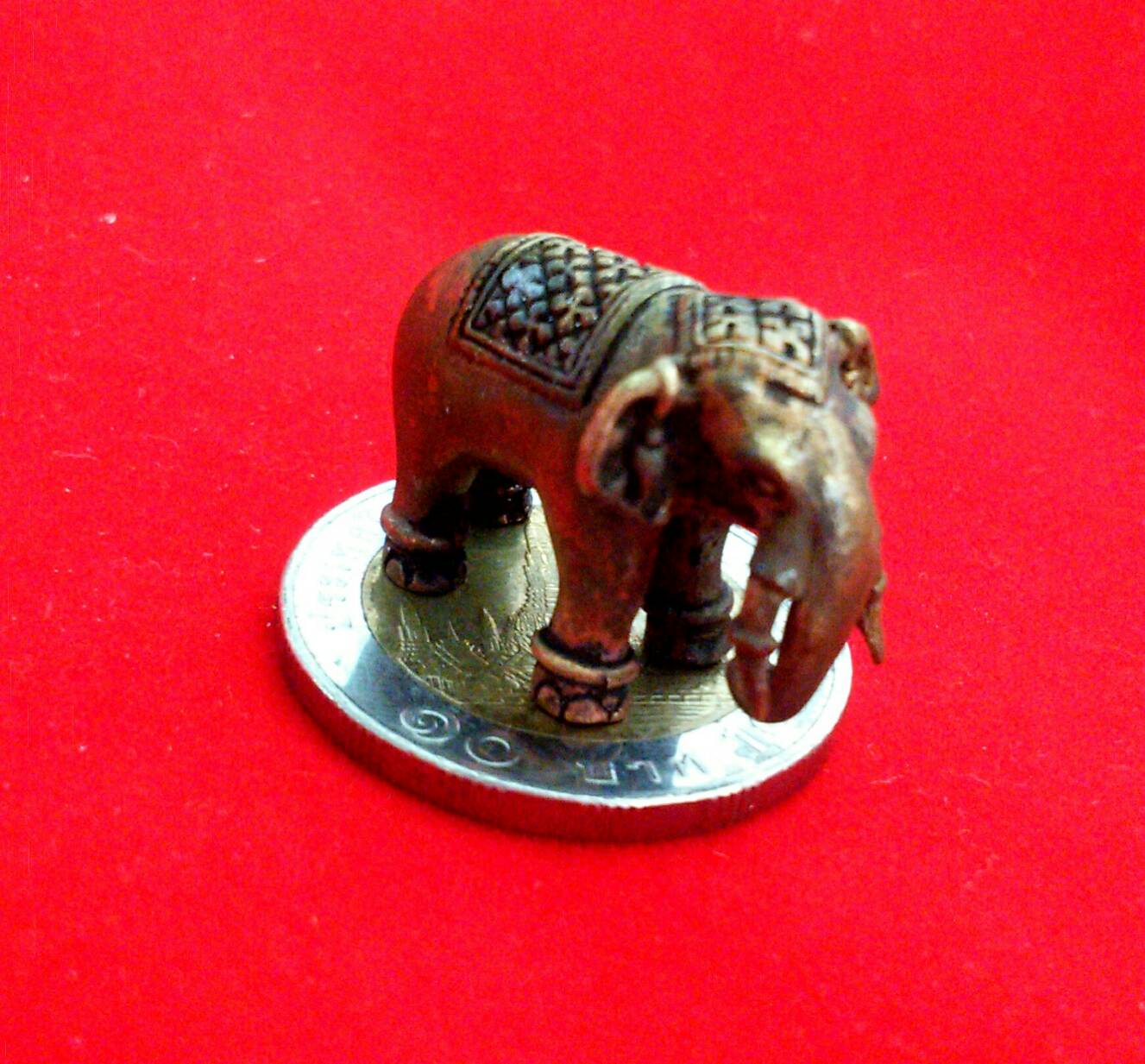 พญาช้างปู้ก่ำงาเขียว (พระอาจารย์เล็กร่วมเสก) วัดพระพุทธบาทถ้ำป่าไผ่