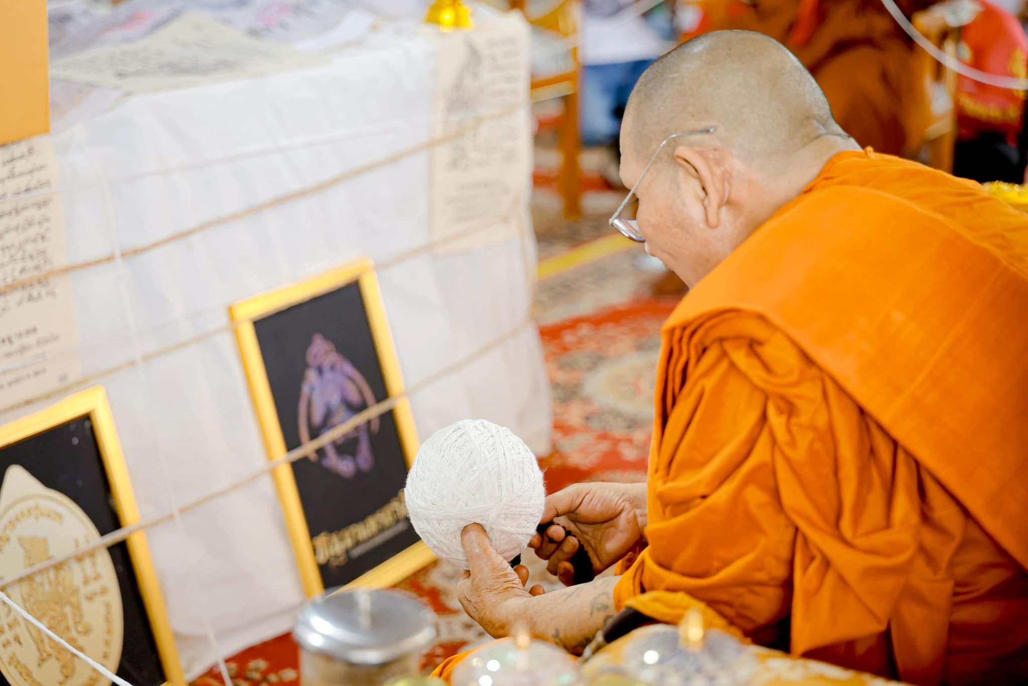 ผ้ามหายันต์พญาองคต no.726 หลวงปู่ศิลา