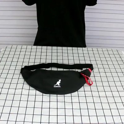 กระเป๋าสะพายข้าง Kangol Waist Bag กระเป๋าคาดอก กระเป๋าคาดเอว ของใหม่ ของแท้ พร้อมส่งจากไทย