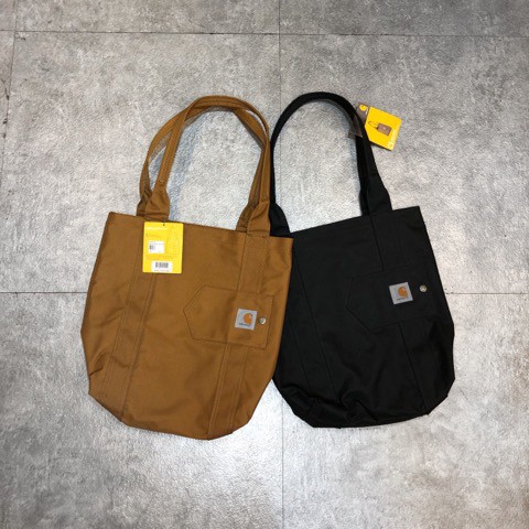 กระเป๋าสะพายข้าง Carhartt Essential Tote รุ่นพิเศษจากญี่ปุ่น ของใหม่ ของแท้ พร้อมส่ง