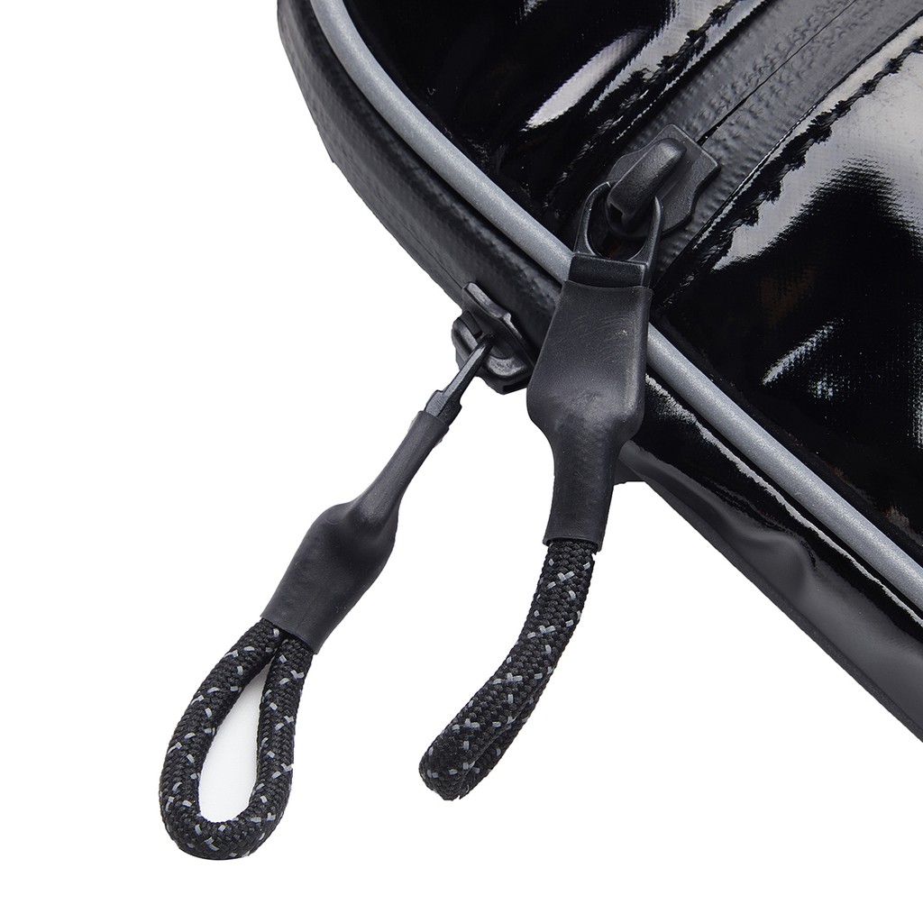 กระเป๋าสะพายข้าง Fila Fusion รุ่น Rectangular Sling Bag ของใหม่ ของแท้ พร้อมส่งจากไทย กระเป๋าสะพาย กระเป๋าใส่มือถือ