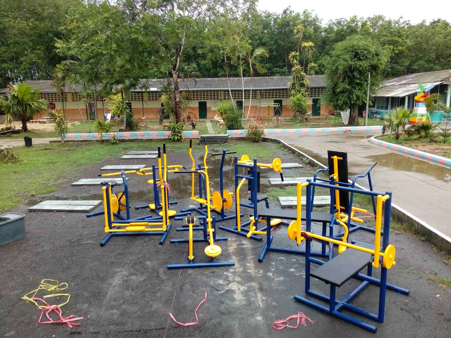 รหัส SM ผลงานติดตั้ง (บ้านหนองหมอ อ.ห้วยยอด จ.ตรัง) เครื่องออกกำลังกายกลางแจ้ง