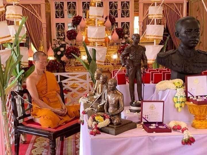 กรมหลวงชุมพร รุ่น บูรณวิหารน้อย ปี ๖๒ (พระอาจารย์เล็ก ร่วมเสก)