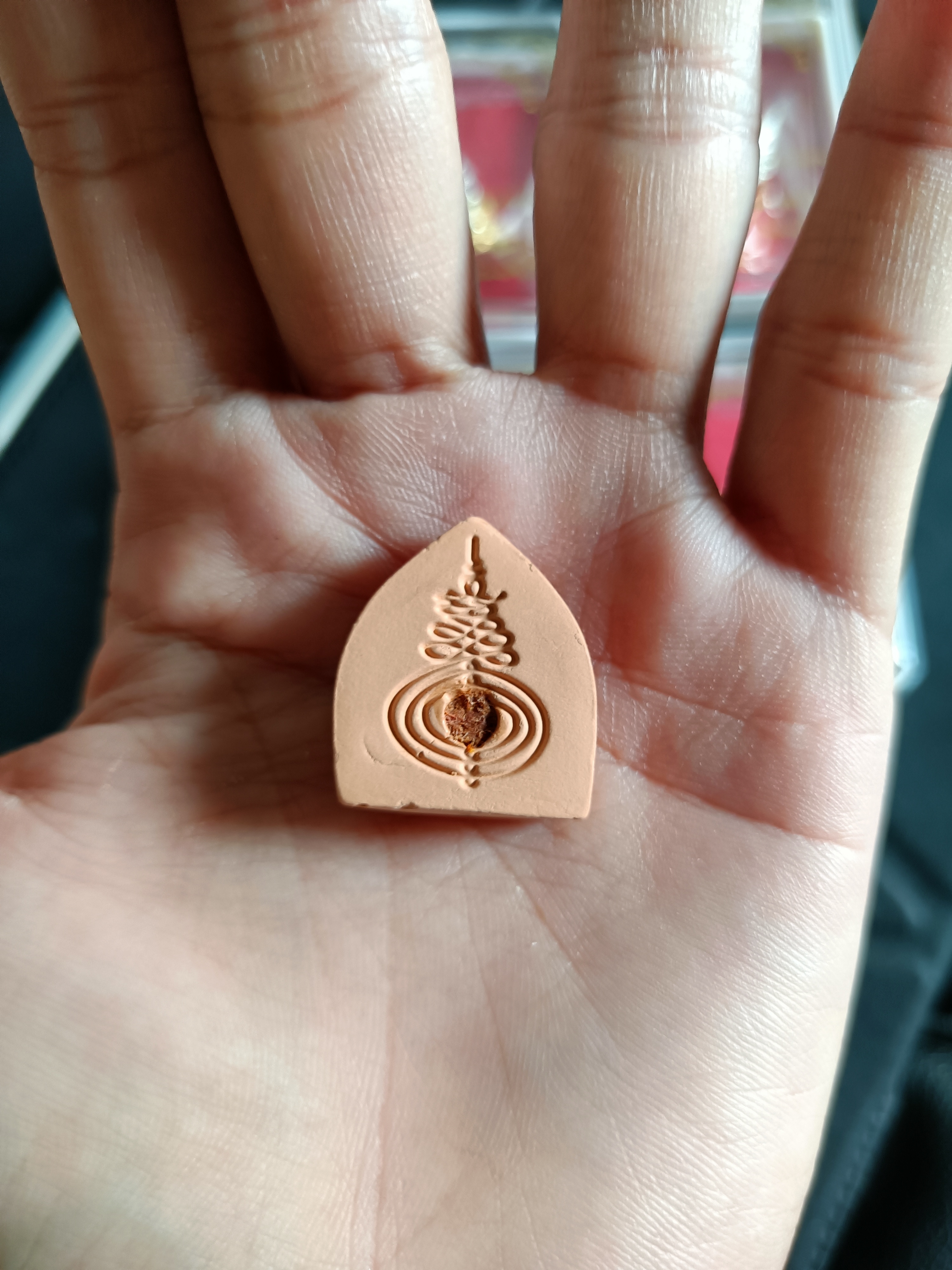 พระผงพิมพ์หลวงพ่อโต กรรมฐาน 3 วัน (รวมมวลสารสังฆาฏิพระเกจิ) วัดท่าขนุน