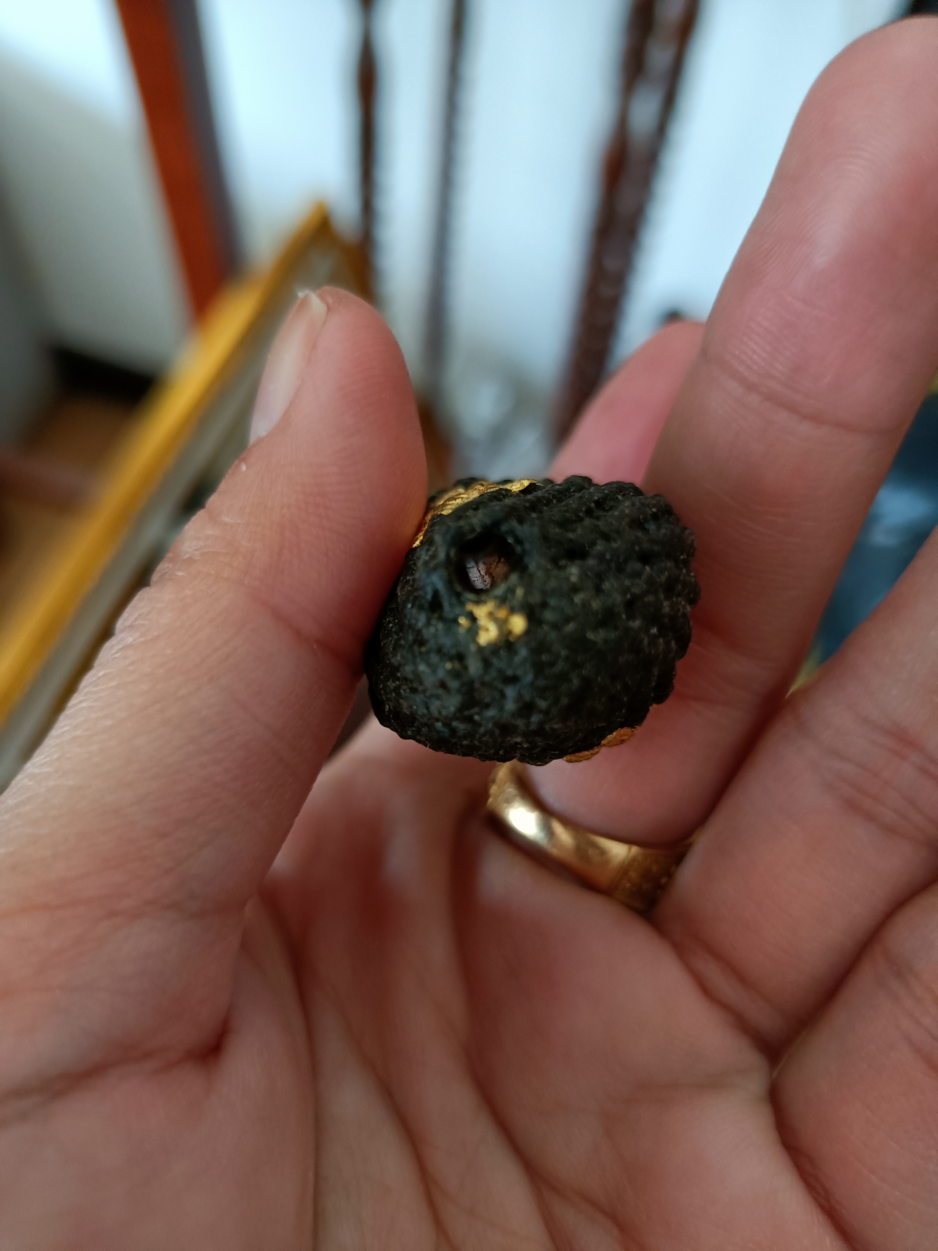 เบี้ยแก้ หลวงตาเผือด วัดมะกอก แท้เก่าถึงยุค