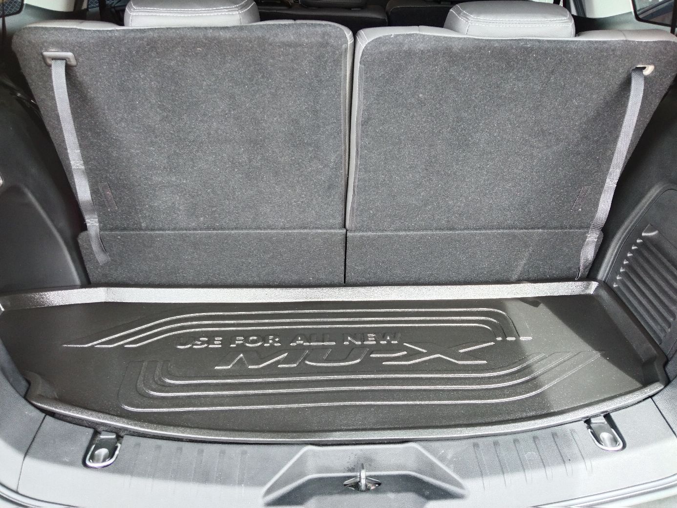 ถาดท้ายรถ Isuzu MU-X MUX ถาดรองท้ายรถ ถาดเก็บของท้ายรถ อีซูซุ มิวเอ็กซ์ ปี 2021-ปัจจุบัน