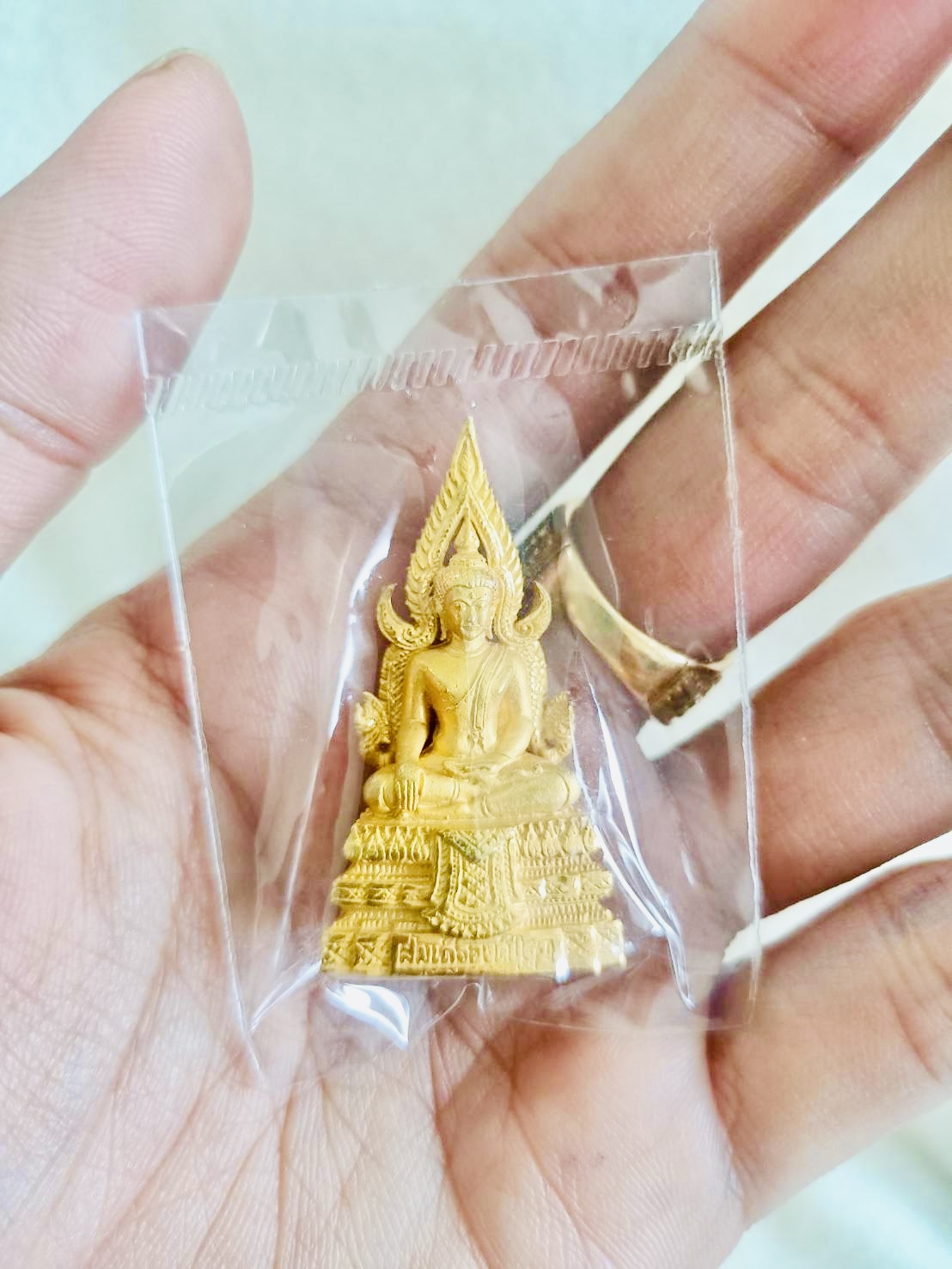 สมเด็จองค์ปฐมลอยองค์ ชุบทองพ่นทราย (ไม่มีกล่อง) วัดท่าขนุน