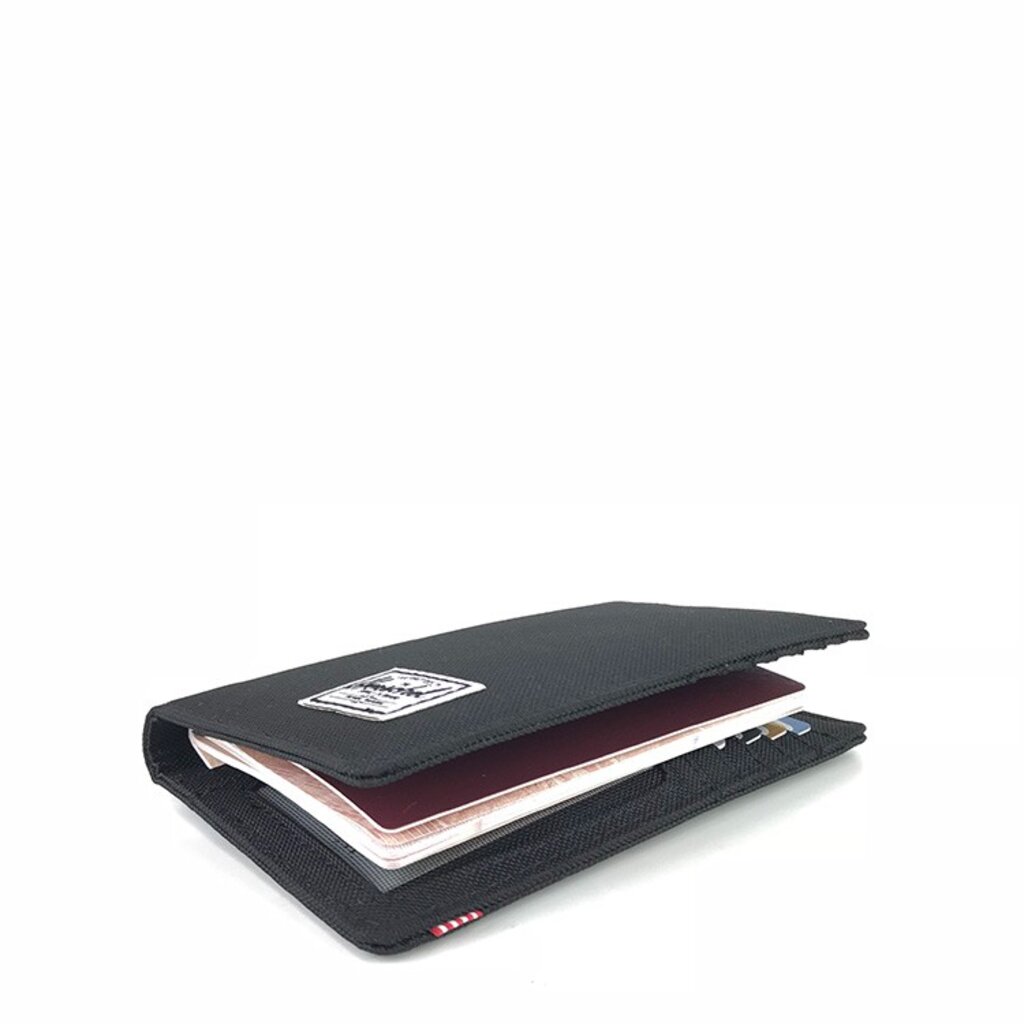 กระเป๋าใส่พาสปอร์ต Herschel Search ของแท้ พร้อมส่งจากไทย