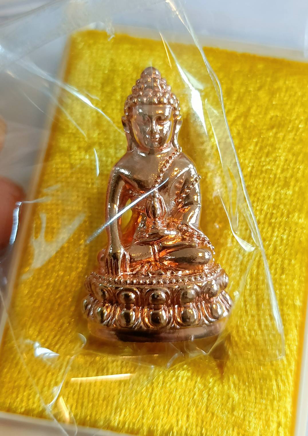 พระกริ่งสมปรารถนา เนื้อทองแดง วัดไตรมิตร ลพ.เล็ก วัดท่าขนุน อธิษฐานจิต