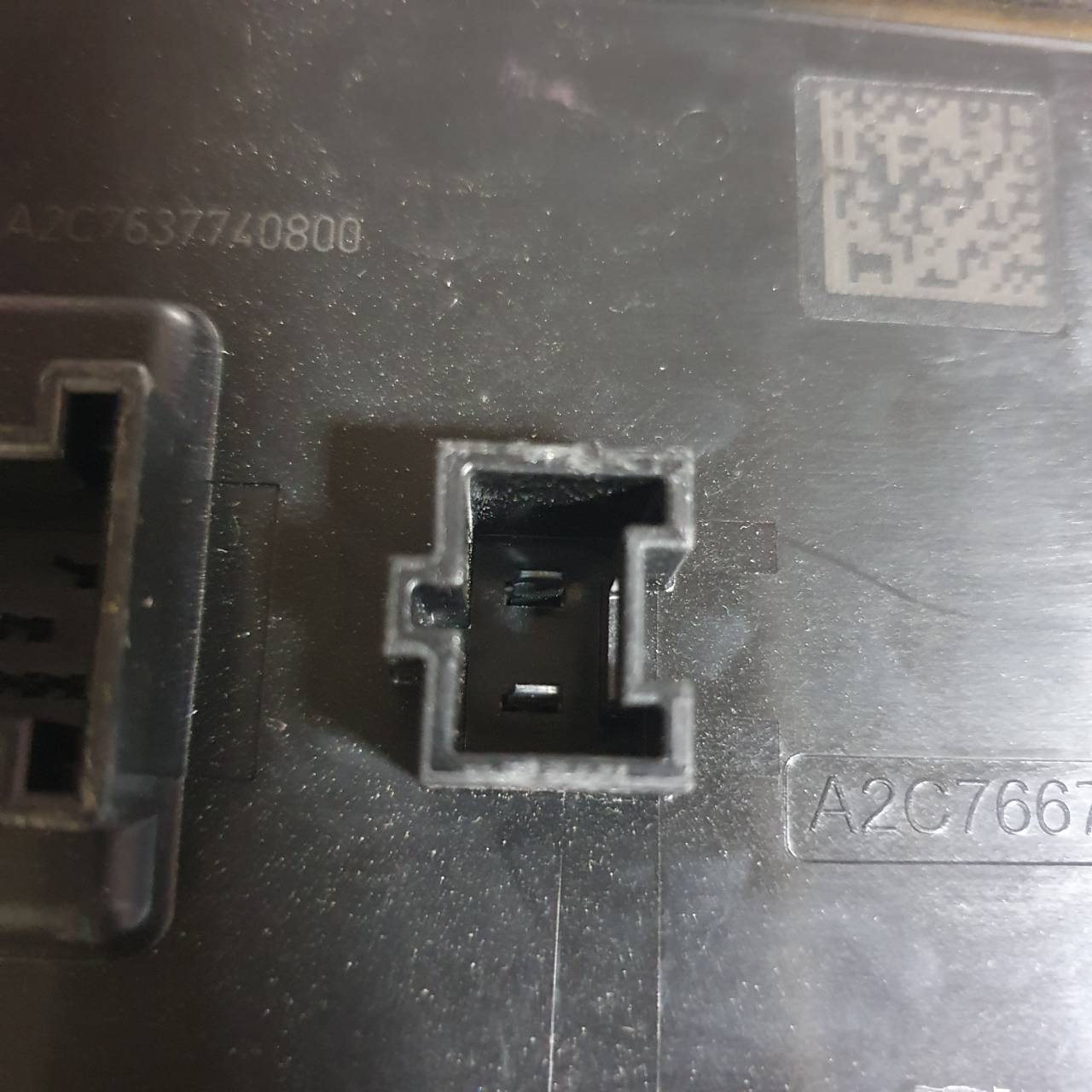 กล่องไฟ ซีน่อน Benz A2139002734 ของแท้ มือสอง