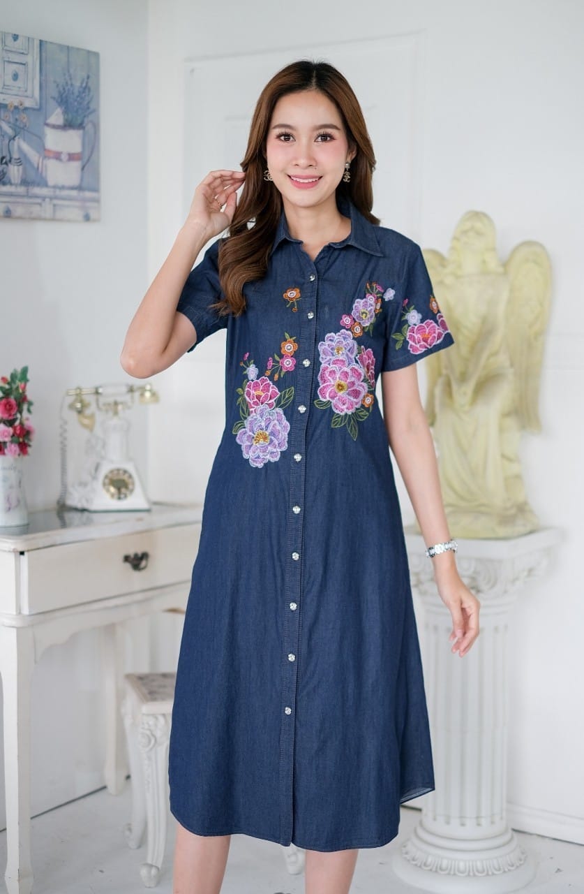 ชุดยีนส์ #8629 (40) เดรสยีนส์ปักลายดอกไม้สวยหรู ผ้ายีนส์เนื้อนิ่มใส่สบายไม่ร้อน แบบสวยใส่ได้หลายโอกาส