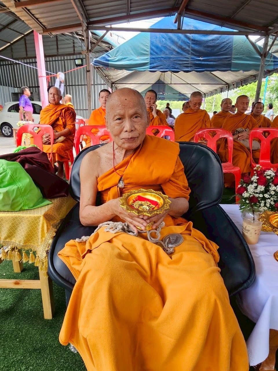 ตะกรุดสัมพุทเธหงสา มหาลาภ เนื้อเงิน ลพ.เล็กวัดท่าขนุน ลพ.บ๊ะ (คงกระพันชาตรี) 1 ใน 50 ดอก ปี 68