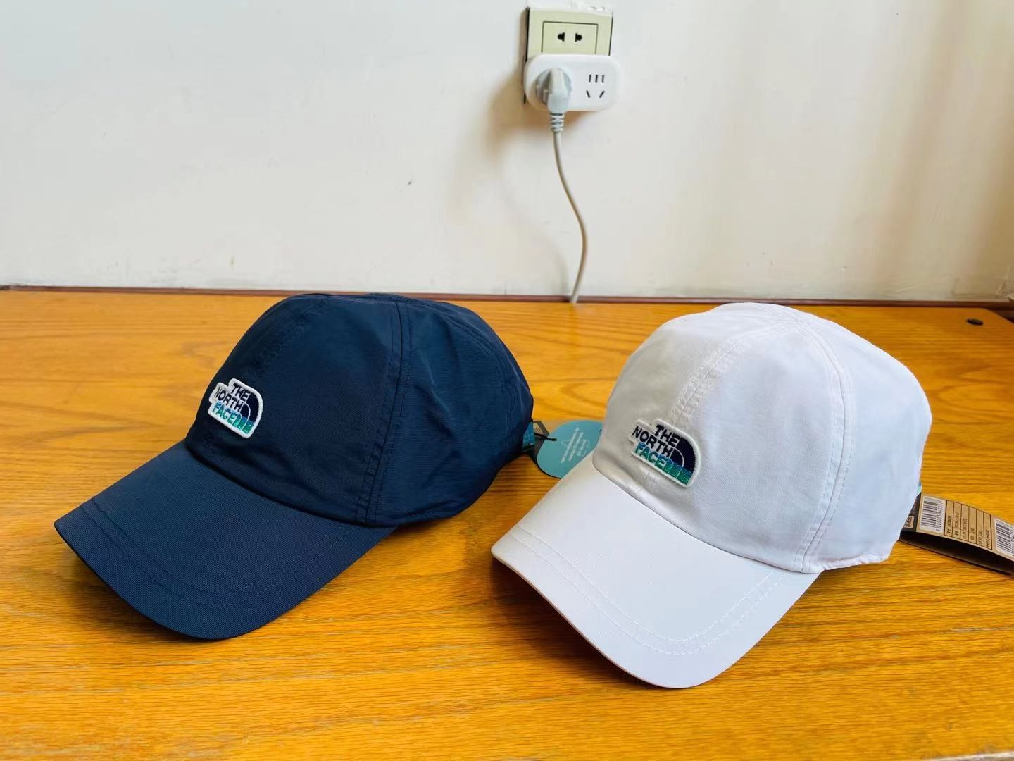 หมวก The North face Collection Regen Jeju จากเกาหลี ของใหม่ ของแท้ พร้อมส่ง หมวกแก๊ป หมวกเดินป่า