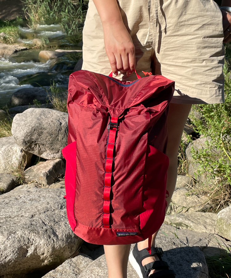 กระเป๋าเป้ Patagonia Ultralight Black Hole ความจุ 20 ลิตร ของแท้ พร้อมส่งจากไทย