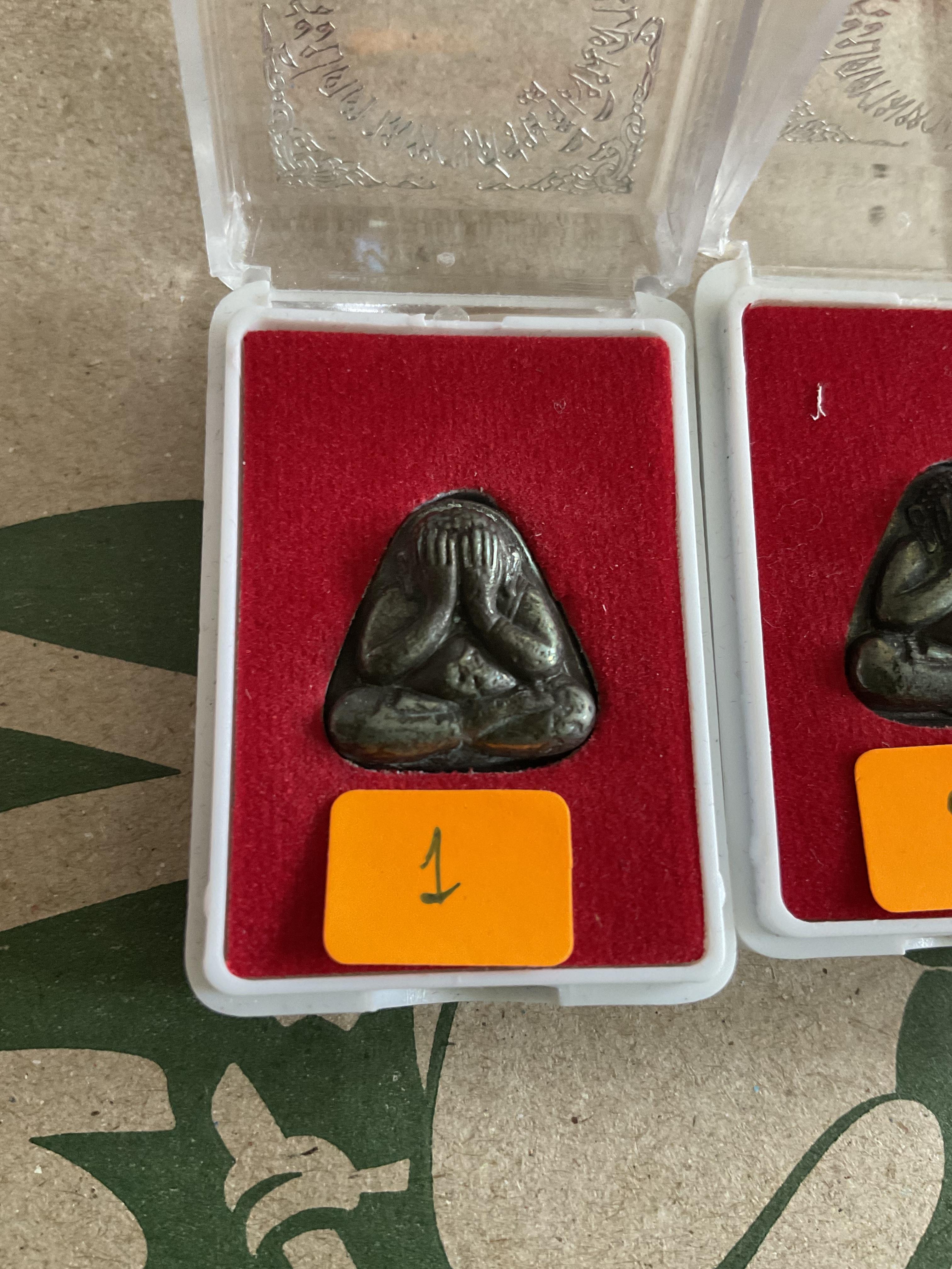 องค์ 9 พระปิดตามหาเศรษฐีเงินล้าน เนื้อนวโลหะ ปลายช่อ พิธีกรรมฐาน 3 วัน (เต็มสูตร แก่ทอง) วัดท่าขนุน ปี 53