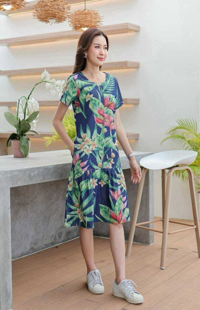 เดรสยีนส์ #8362-1 Size 42 ผ้ายีนส์เนื้อนิ่มพิมพ์ลายดอกไม้สวยแต่งระบายชายน่ารักๆ ใส่สบาย ไม่ร้อน ใส่ได้หลายโอกาส
