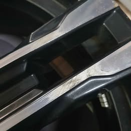 ล้อแมก มือสอง BMW 1 วง 8J×18 8092352 มีรอยขีดตำหนิ ขายตามสภาพ