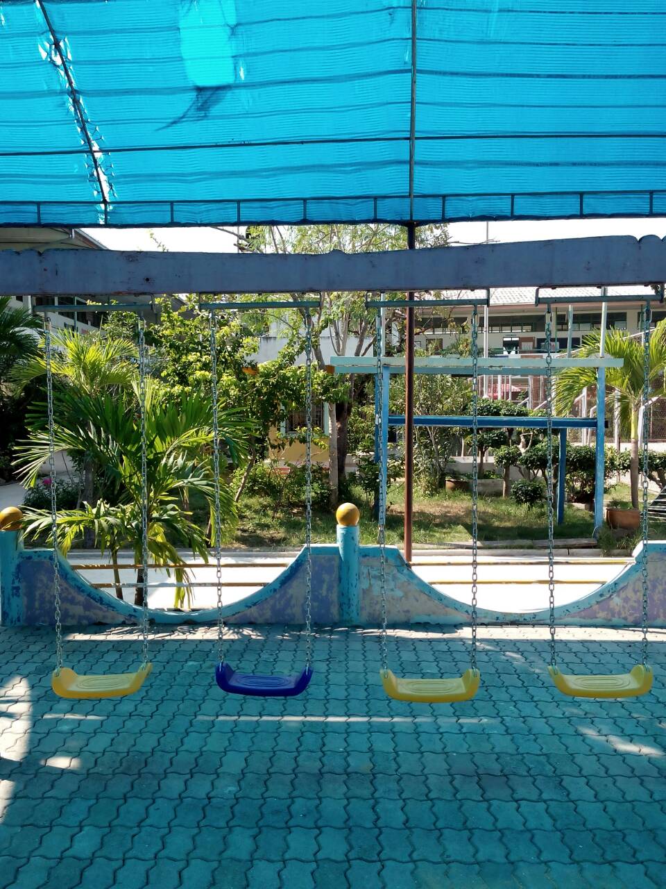 รหัส PG ผลงานติดตั้ง (โรงเรียนวัดบางจะเกร็ง อ.เมือง จ.สมุทรสงคราม) เครื่องเล่นสนามกลางแจ้งสำหรับเด็ก