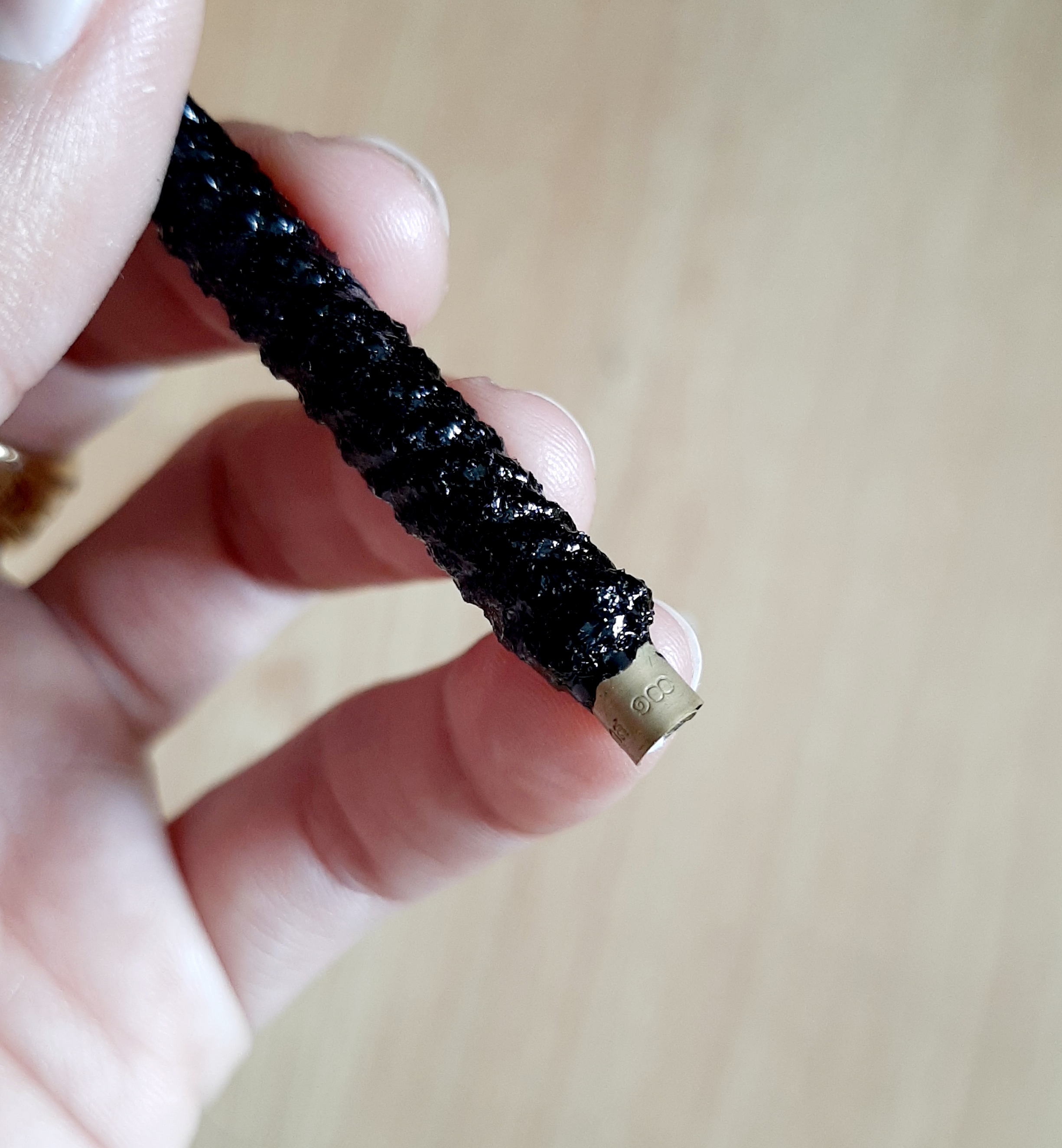 ตะกรุดโสฬสมงคล รุ่น 100 ปี หลวงตาวาส no.๗๒๔ (ด้านในบรรจุเกศา)