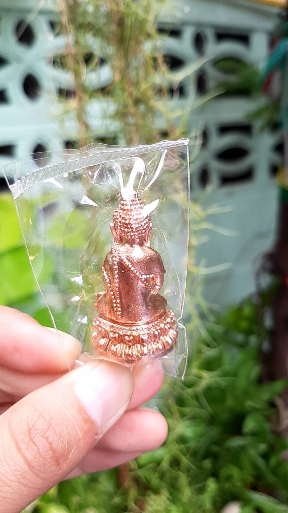 กรอบพระกริ่งสะท้านไตรภพ (กรอบเงินชุบทองลงยา)วัดท่าขนุน ปี 63