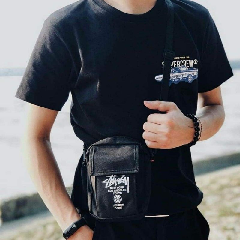 กระเป๋าสะพายข้าง Stussy Festival Bag รุ่นพิเศษจากญี่ปุ่น ของใหม่ ของแท้ พร้อมส่ง