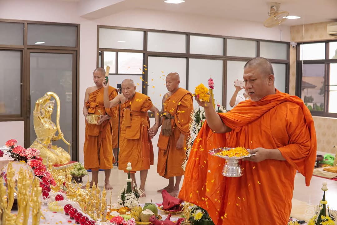 แมลงภู่คำจ่าฝูง ปรอทป่า (สีเขียว) วัดพระพุทธบาทถ้ำป่าไผ่ หลวงพ่อเล็ก พุทธาภิเษก