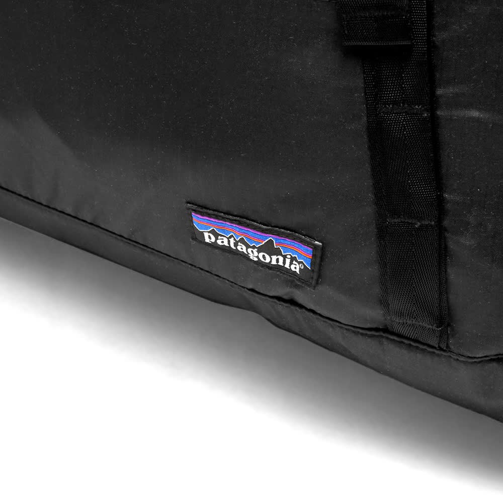 กระเป๋าถือ Patagonia Ultralight Black Hole Duffel Bag ความจุ 30 L ของใหม่ ของแท้ พร้อมส่งจากไทย กระเป๋าพับได้