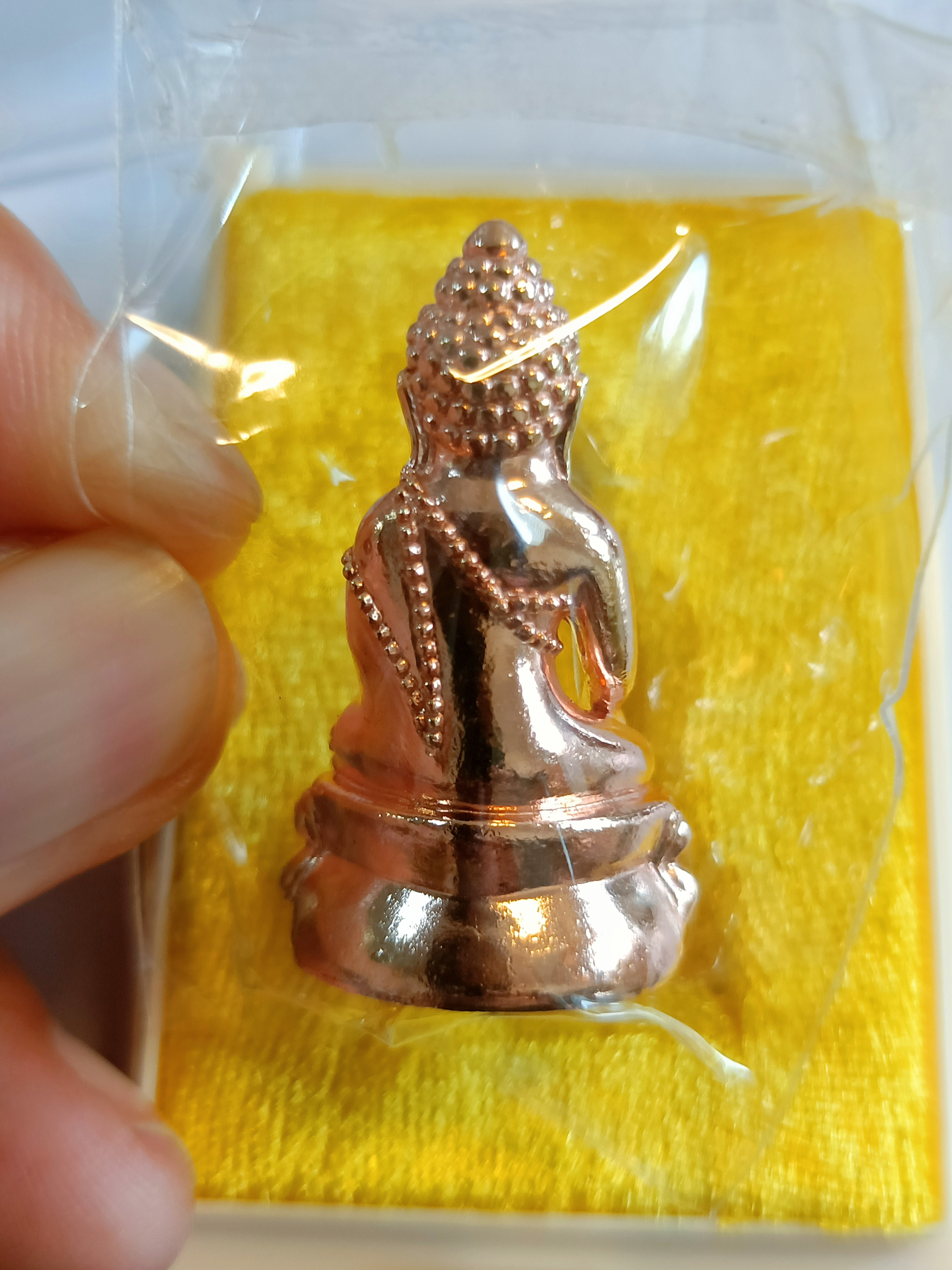 พระกริ่งสมปรารถนา เนื้อทองแดง วัดไตรมิตร ลพ.เล็ก วัดท่าขนุน อธิษฐานจิต