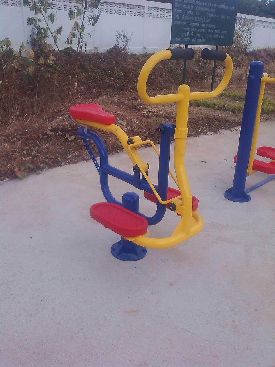 รหัส OUL ผลงานติดตั้ง (อบต.คือเวียง อ.ดอกคำใต้ จ.พะเยา) เครื่องออกกำลังกายกลางแจ้ง