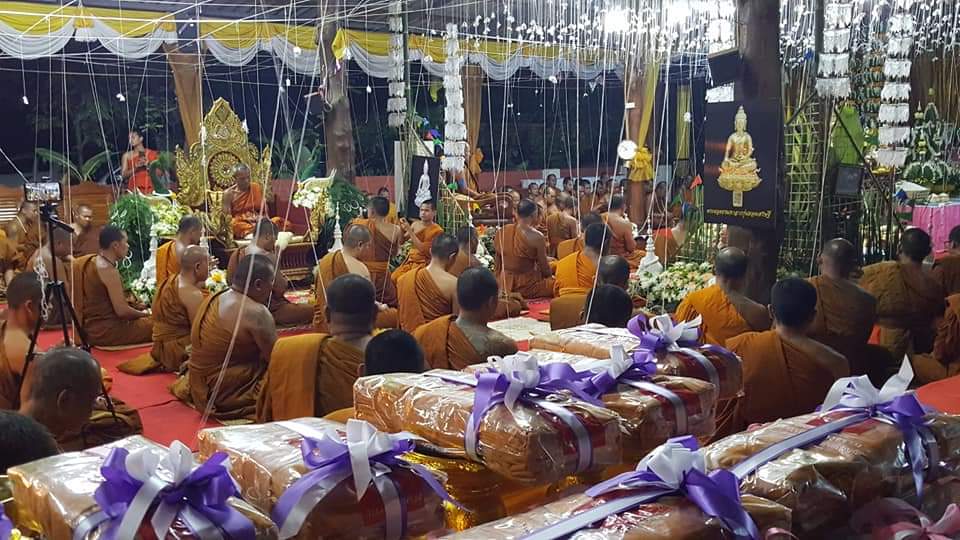 พระยอดธง มหาลาภ รุ่น ยอดเศรษฐี เนื้อรวมแร่ หลวงพ่อหนุน วัดพุทธโมกข์