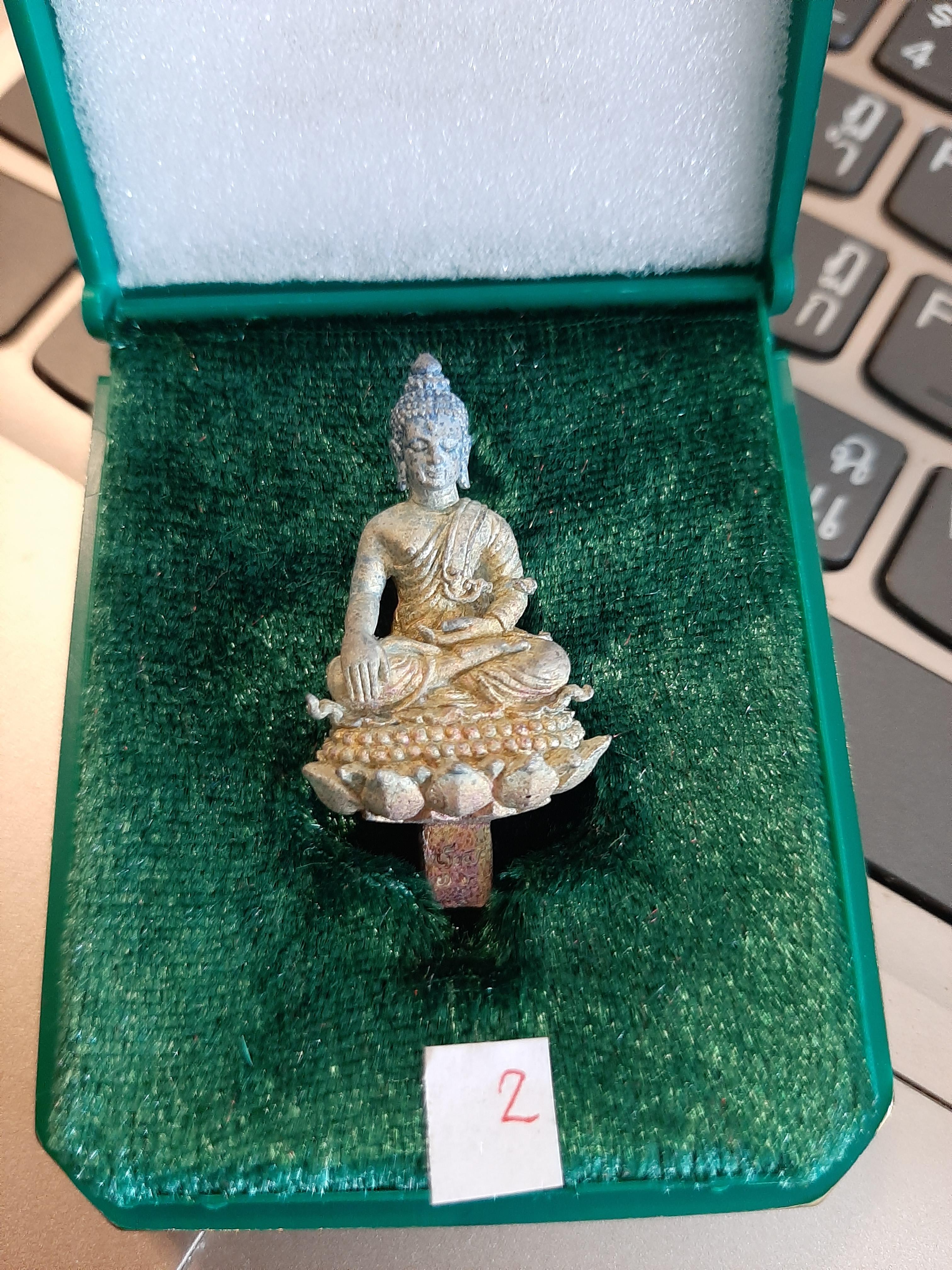 พระยอดธง เนื้อรวมแร่ ลพ.หนุน องค์ที่ 2