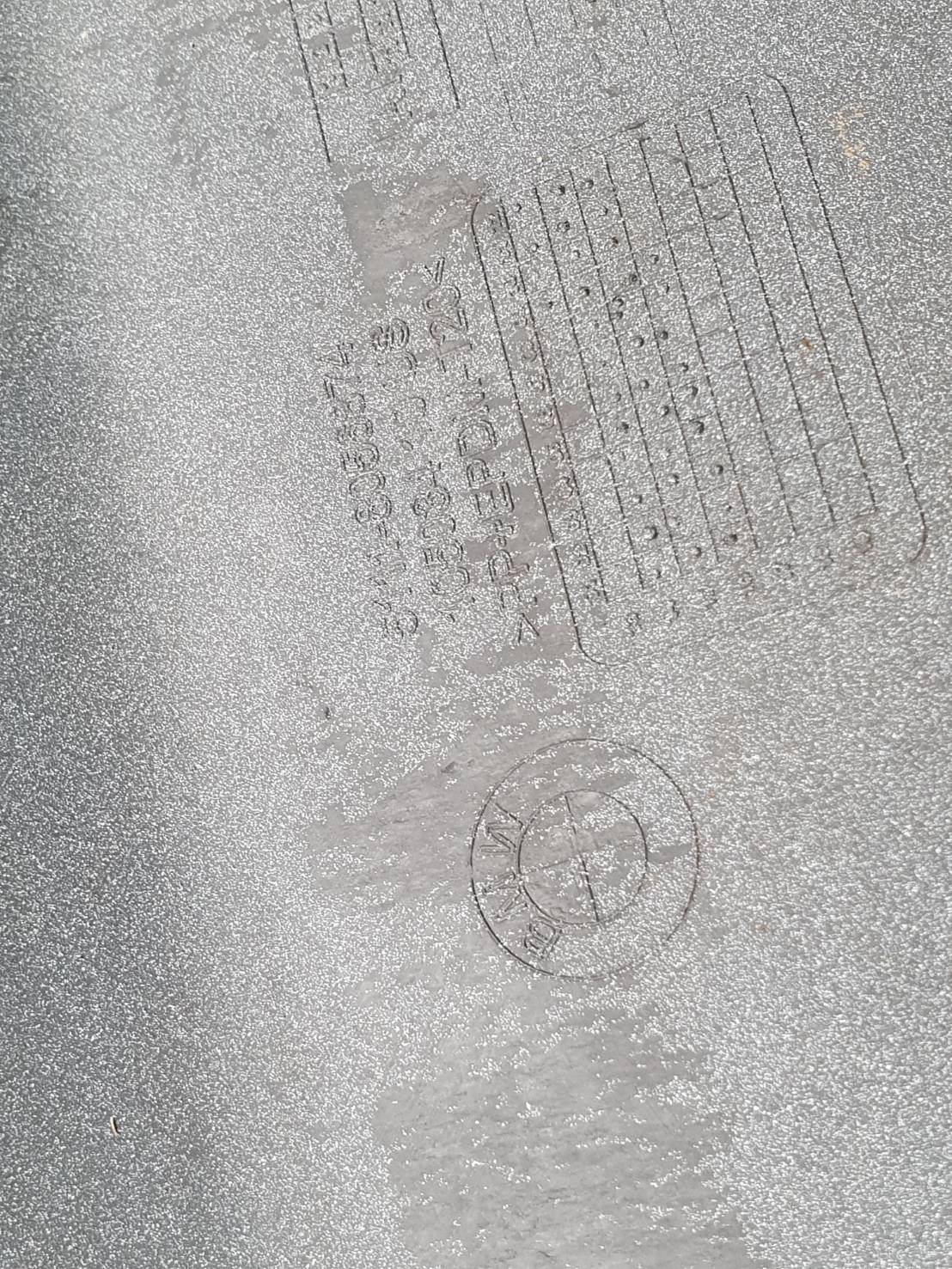 กันชนหน้า มือสอง BMW F25 สีขาว หูครบ ไม่ฉีกขาด ขายตามสภาพ